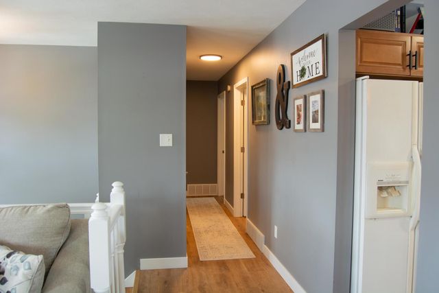 30 Ridge Lane Drive, Decatur, IL 62521