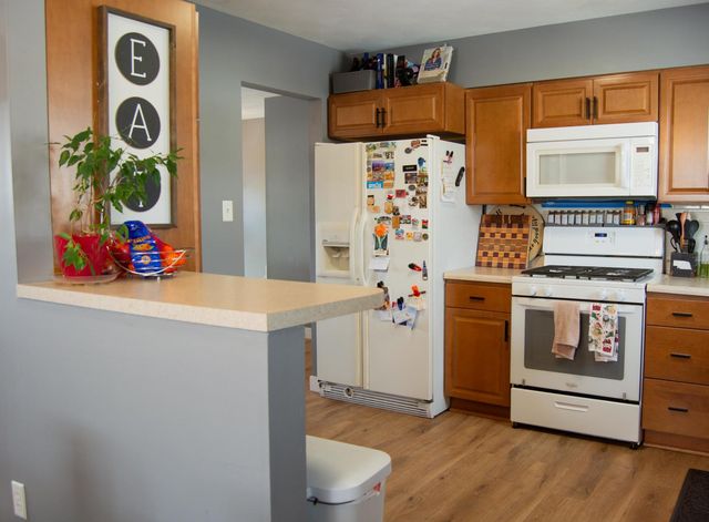 30 Ridge Lane Drive, Decatur, IL 62521