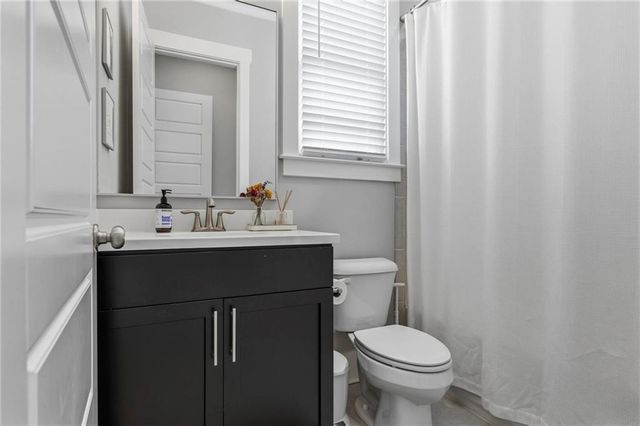 1916 Red Eagle Walk, Atlanta, GA 30318