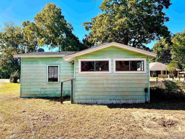 3042 N Guillemard St, Pensacola, FL 32503