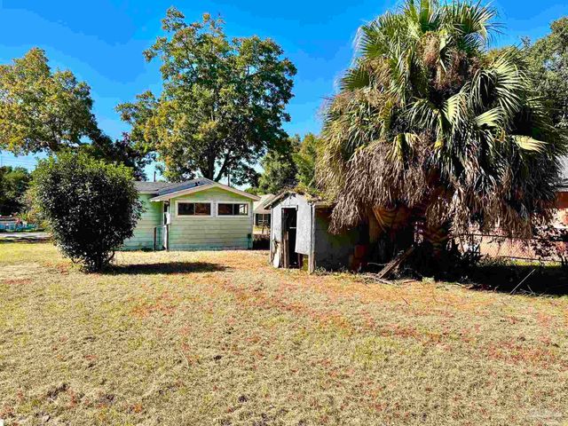 3042 N Guillemard St, Pensacola, FL 32503