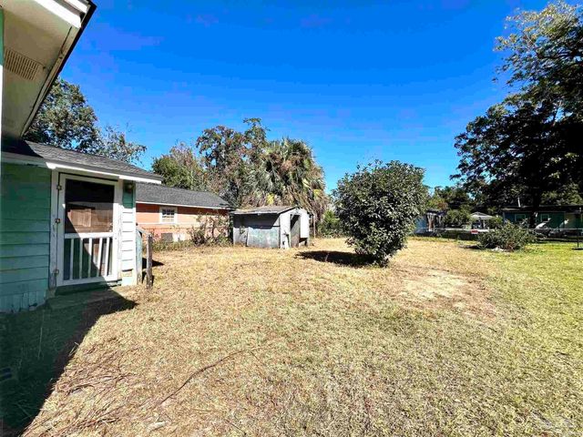 3042 N Guillemard St, Pensacola, FL 32503