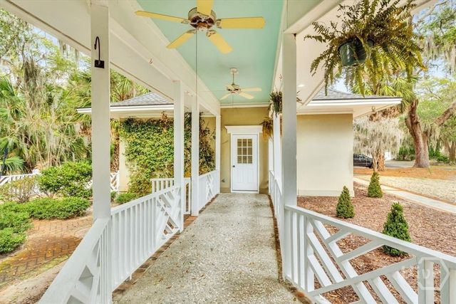 10 Tangletree Lane, Savannah, GA 31411