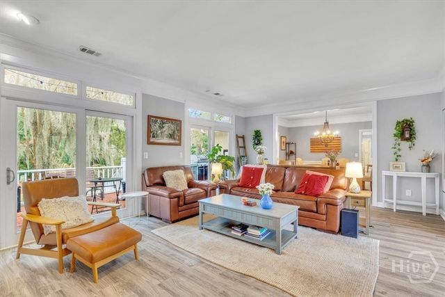 10 Tangletree Lane, Savannah, GA 31411