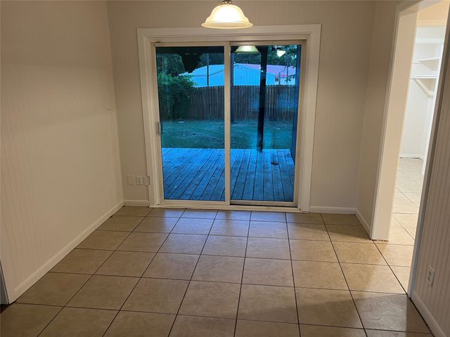 140 Vandenburg Drive, Denison, TX 75020