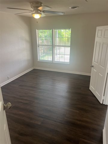 140 Vandenburg Drive, Denison, TX 75020