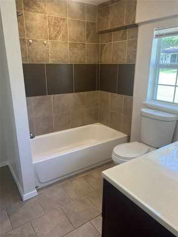 140 Vandenburg Drive, Denison, TX 75020