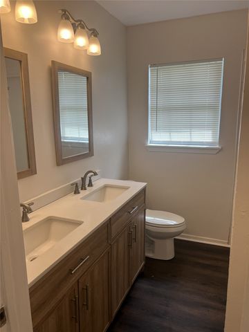 140 Vandenburg Drive, Denison, TX 75020