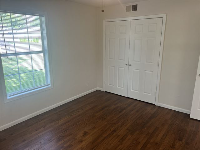 140 Vandenburg Drive, Denison, TX 75020