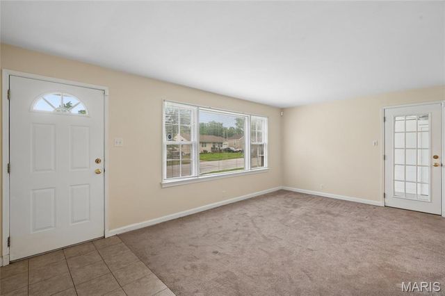 10200 Coburg Lands Drive, Bellefontaine Nghbrs, MO 63137