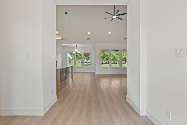 440 Robnett Road, Waxahachie, TX 75165