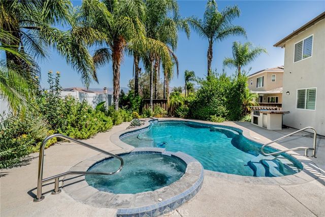 1413 Gold Buckle Ct., Redlands, CA 92374