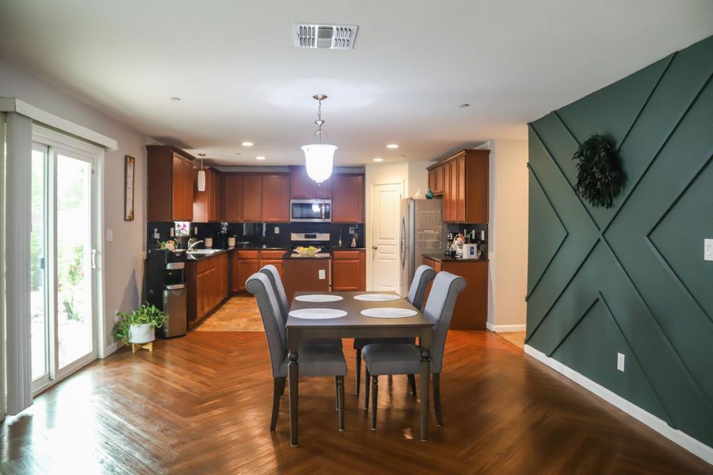 Image 9 of property listing at 313 Fritz Street, Madera, CA 93638
