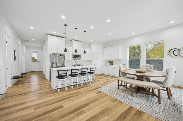 2922 Seargent Street, Seabrook, TX 77586