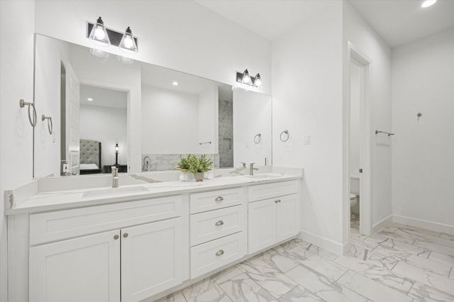 2922 Seargent Street, Seabrook, TX 77586