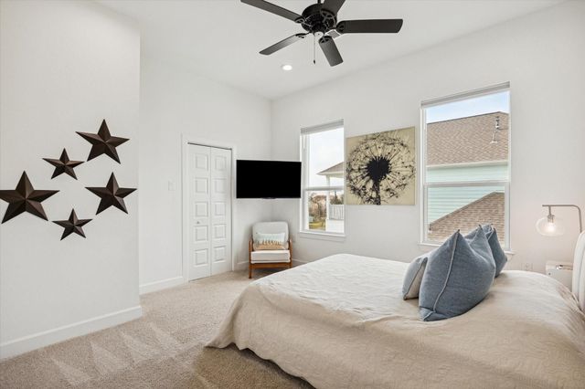 2922 Seargent Street, Seabrook, TX 77586