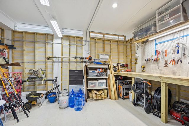 2922 Seargent Street, Seabrook, TX 77586