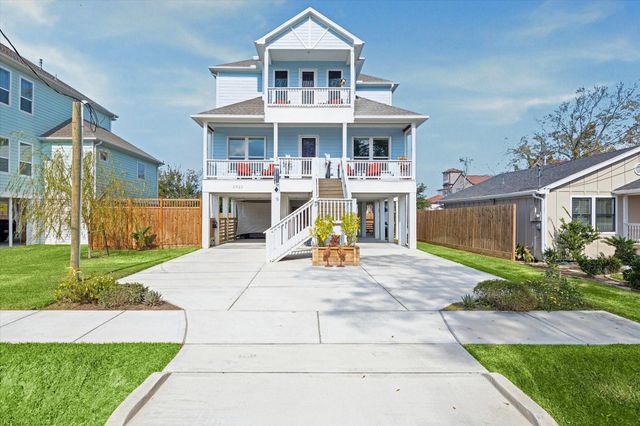 2922 Seargent Street, Seabrook, TX 77586