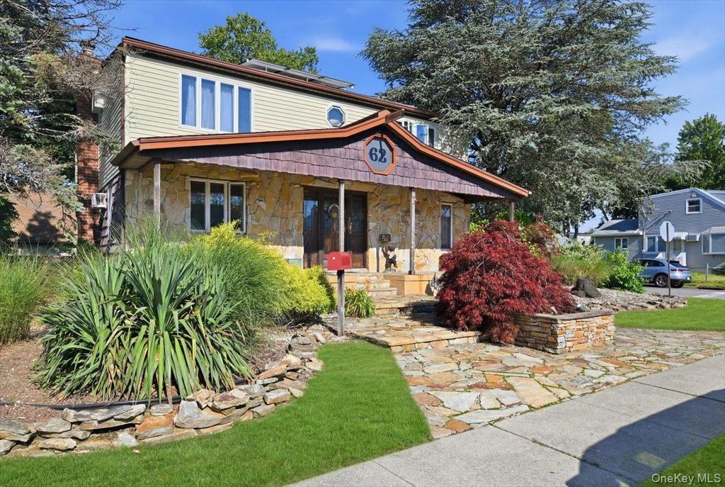 62 Linden Boulevard, Hicksville, NY 11801 — exterior