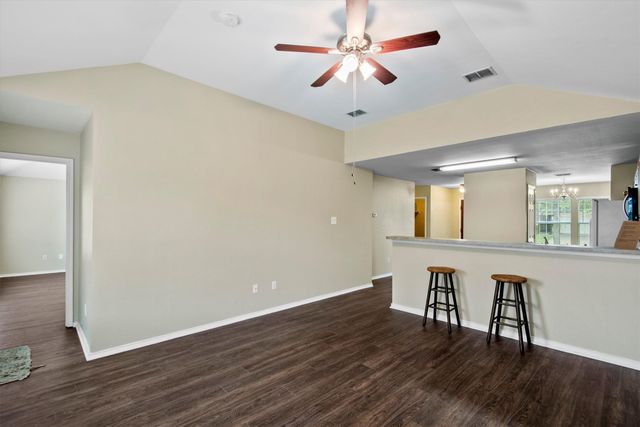 5589 Hunters Bend Lane, Dallas, TX 75249