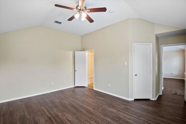 5589 Hunters Bend Lane, Dallas, TX 75249