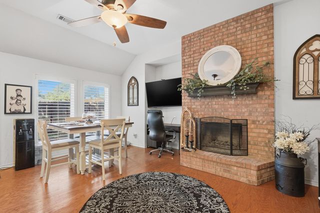 1633 Morris Avenue, Sweetwater, TX 79556