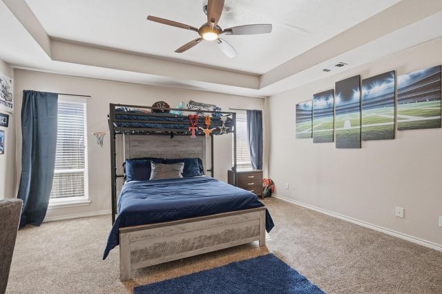 1633 Morris Avenue, Sweetwater, TX 79556