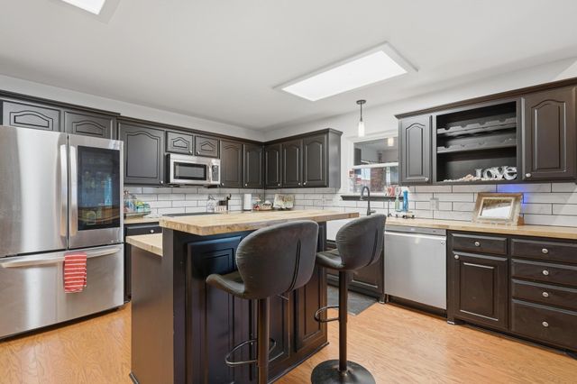 1633 Morris Avenue, Sweetwater, TX 79556