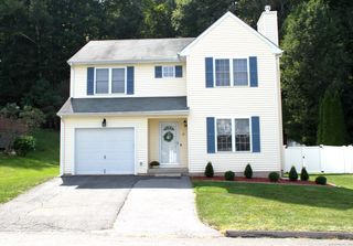 19 Ridge View Terrace, New Hartford, CT 06057