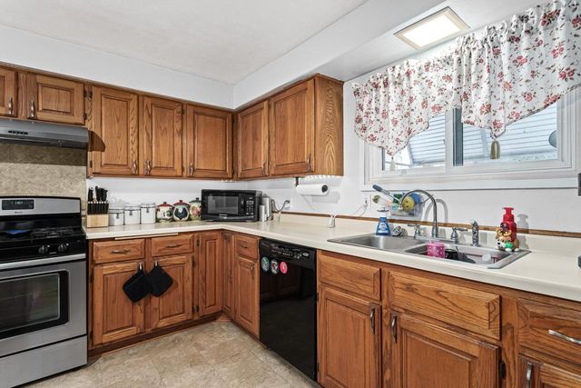 119 E Green STREET, Watertown, WI 53098