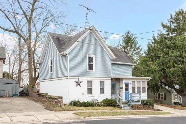 119 E Green STREET, Watertown, WI 53098