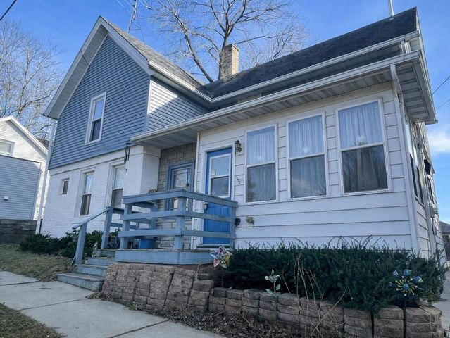 119 E Green STREET, Watertown, WI 53098
