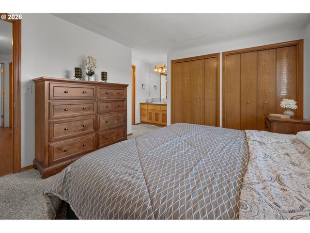 1778 Se JEAN Ln, Hillsboro, OR 97123