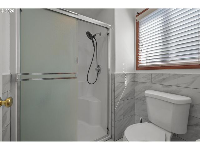 1778 Se JEAN Ln, Hillsboro, OR 97123