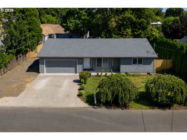 1778 Se JEAN Ln, Hillsboro, OR 97123