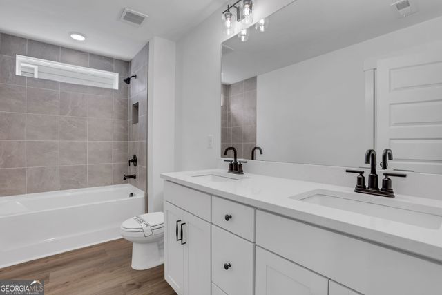 139 Marble Tree Way, Ball Ground, GA 30107