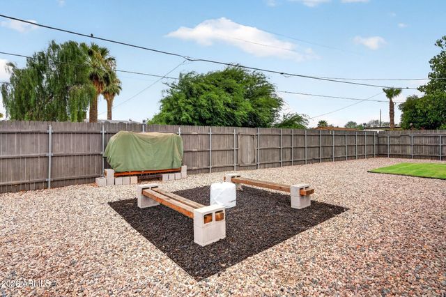 2309 W FLOWER Street, Phoenix, AZ 85015