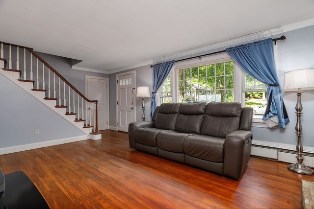 547 Elm St, Fitchburg, MA 01420