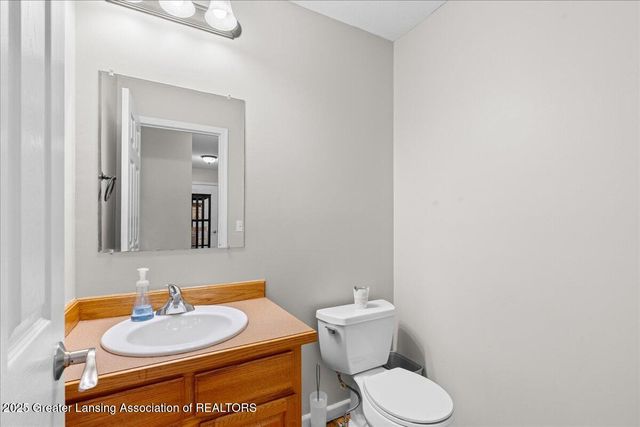 1851 Hollowbrook Drive, Holt, MI 48842