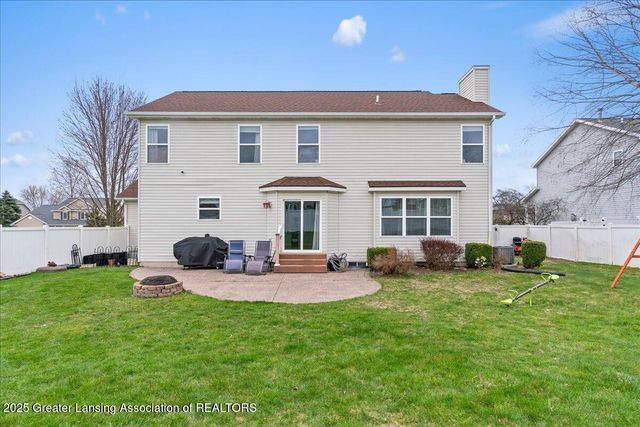 1851 Hollowbrook Drive, Holt, MI 48842