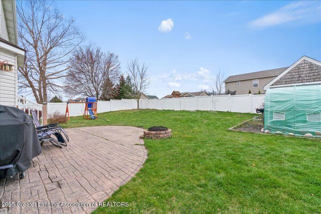 1851 Hollowbrook Drive, Holt, MI 48842