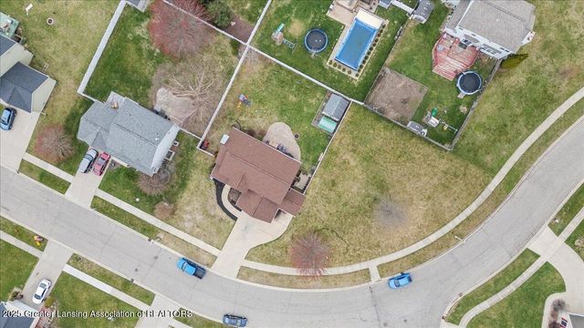 1851 Hollowbrook Drive, Holt, MI 48842