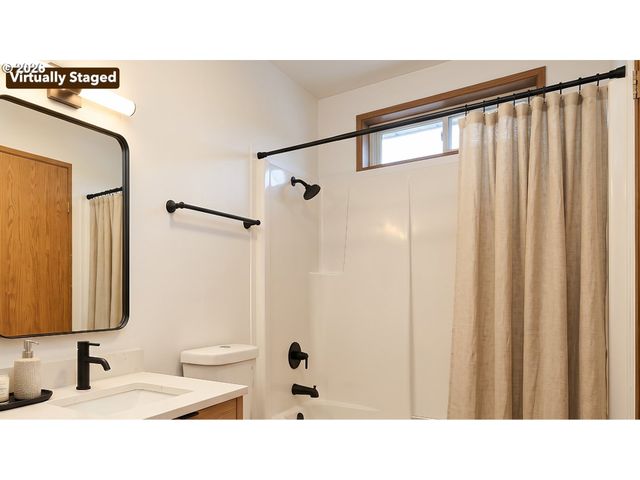 23000 Se HIGHWAY 212, Damascus, OR 97089