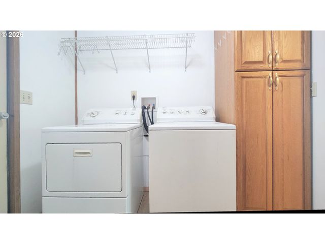 23000 Se HIGHWAY 212, Damascus, OR 97089