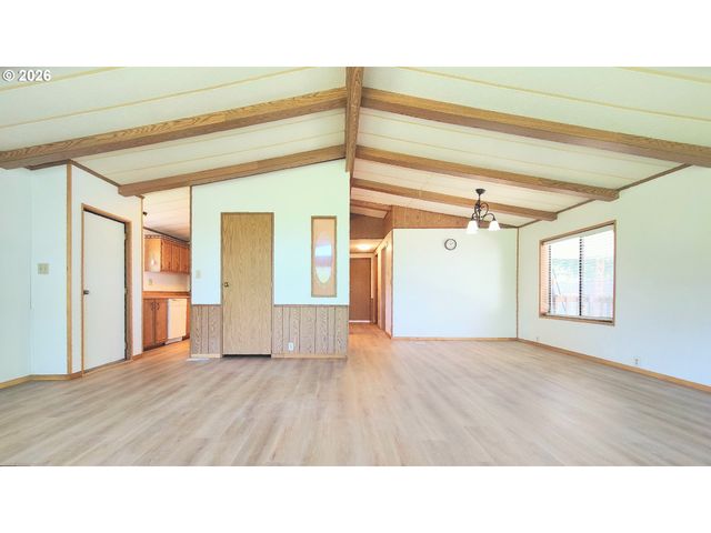 23000 Se HIGHWAY 212, Damascus, OR 97089