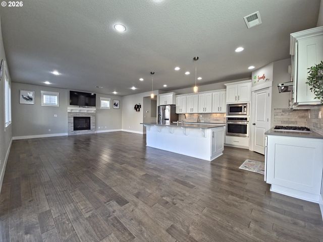 15975 Sw WREN Ln, Beaverton, OR 97007