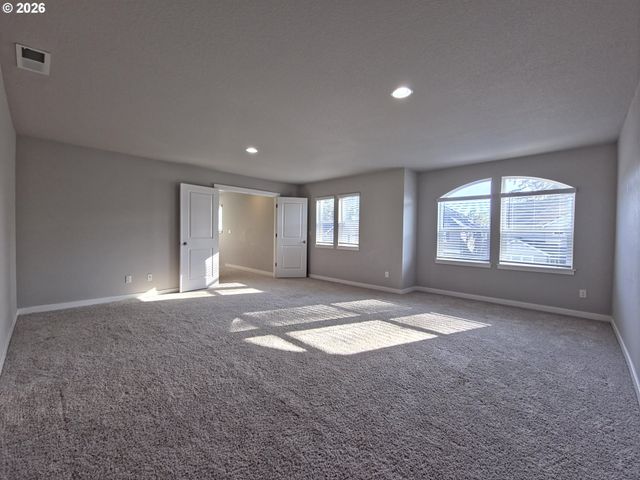 15975 Sw WREN Ln, Beaverton, OR 97007