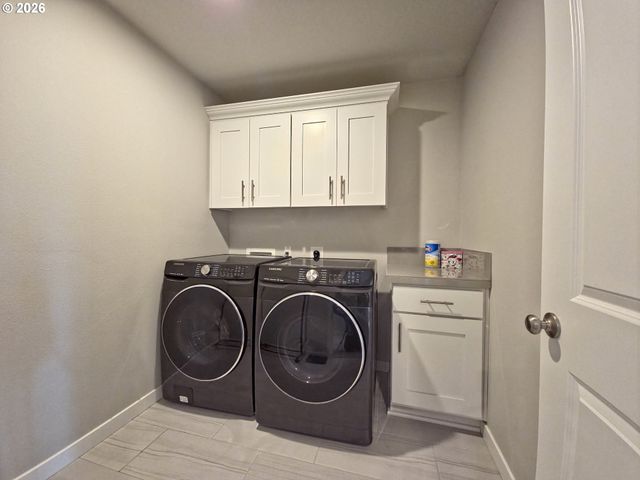 15975 Sw WREN Ln, Beaverton, OR 97007