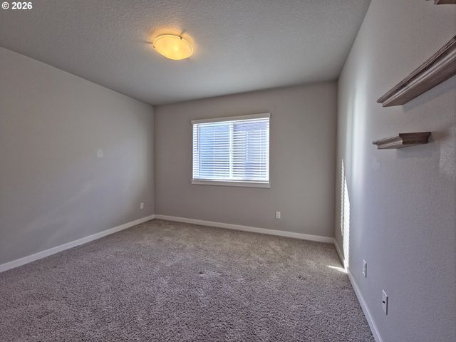 15975 Sw WREN Ln, Beaverton, OR 97007