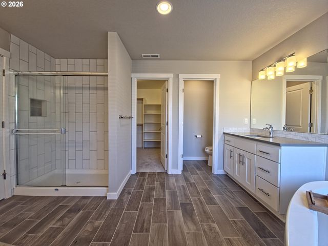 15975 Sw WREN Ln, Beaverton, OR 97007